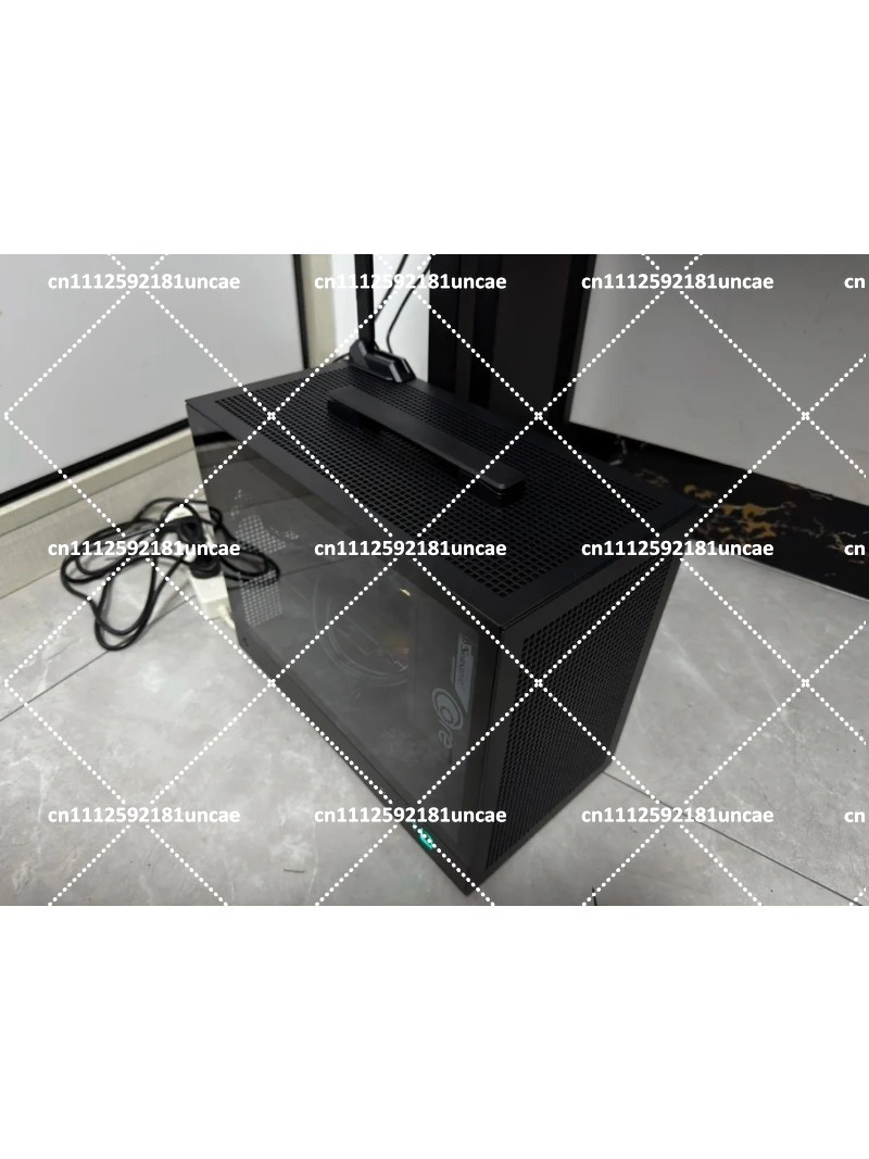 Case Mesh Panel - Draagbare ITX computerkast met mesh frontpaneel,